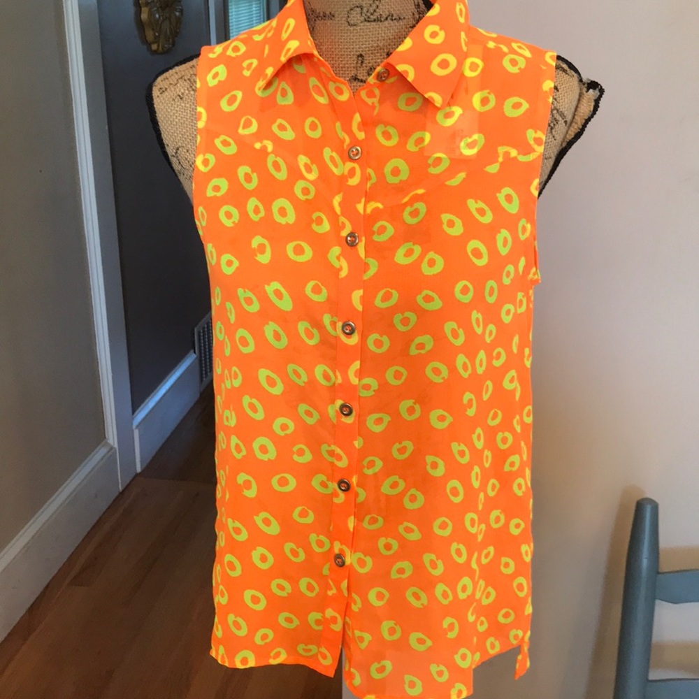 Cecico Top New with Tag